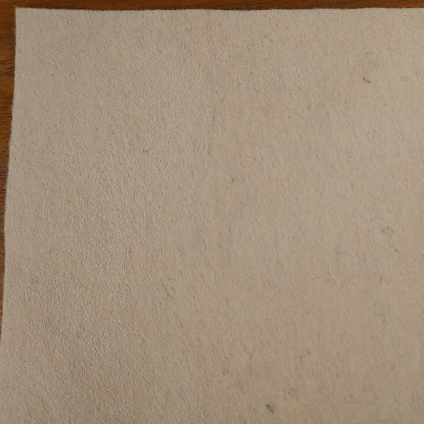 Feutre de laine teinté végétal Filges