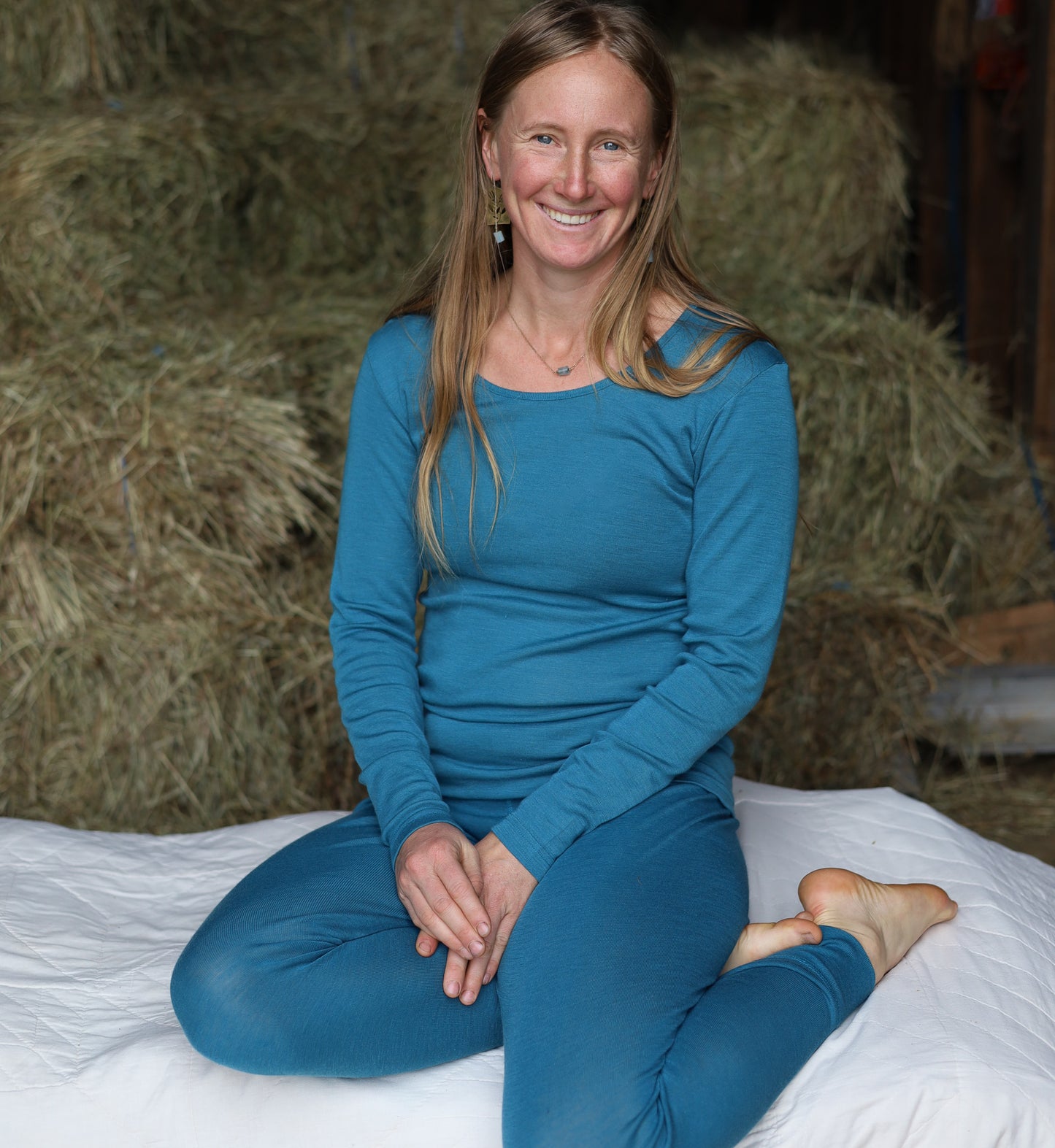 Hocosa Women Legging with Cuff, Wool/Silk, Sea Blue