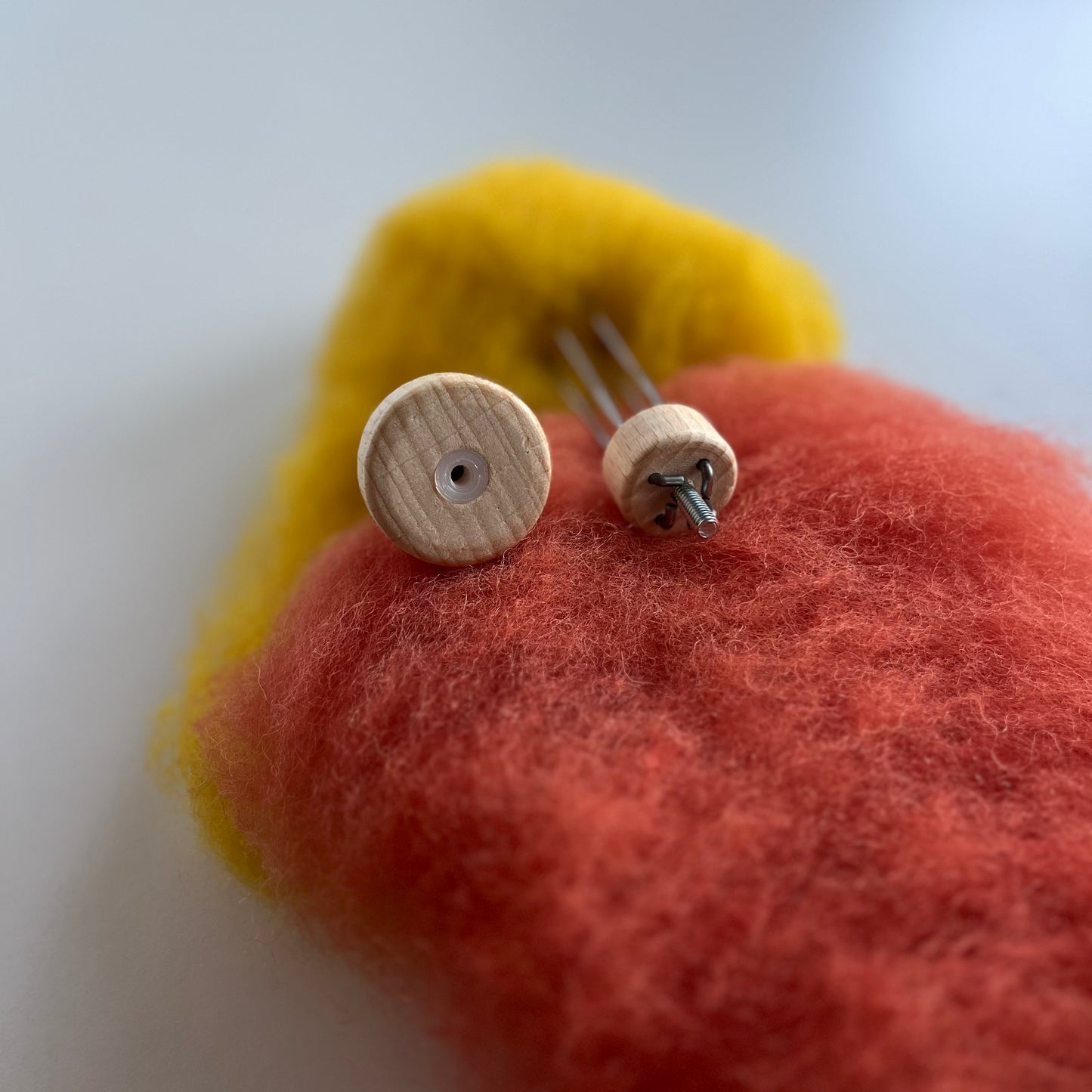 Porte-aiguilles en bois Filges