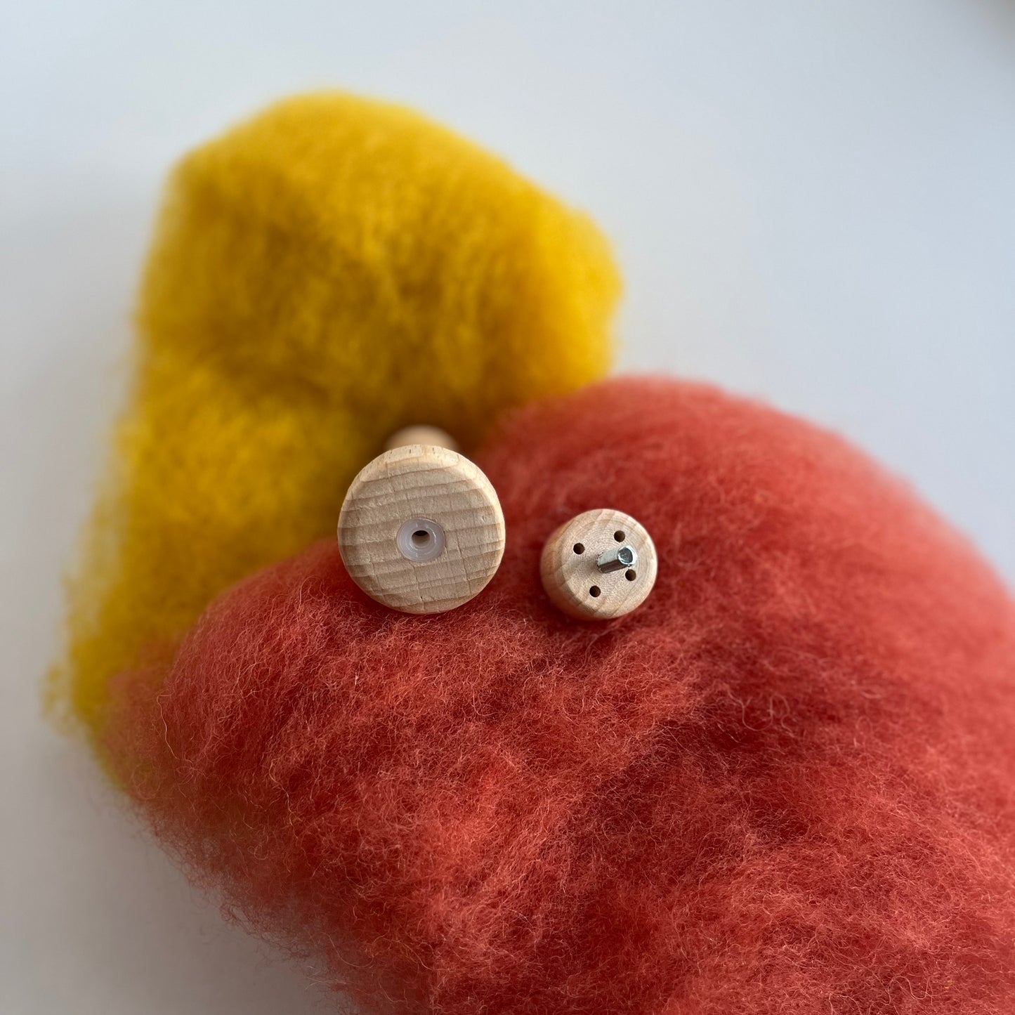 Porte-aiguilles en bois Filges