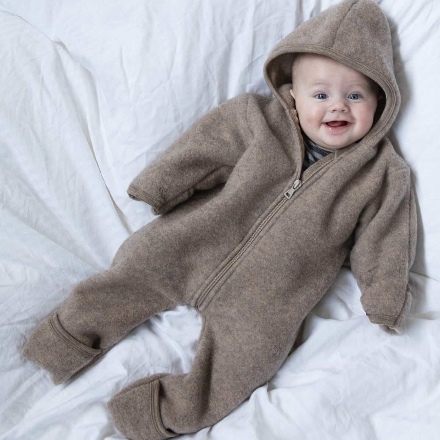 Salopette pour bébé/jeune enfant Engel avec boutons, polaire en laine : PRÉCOMMANDE