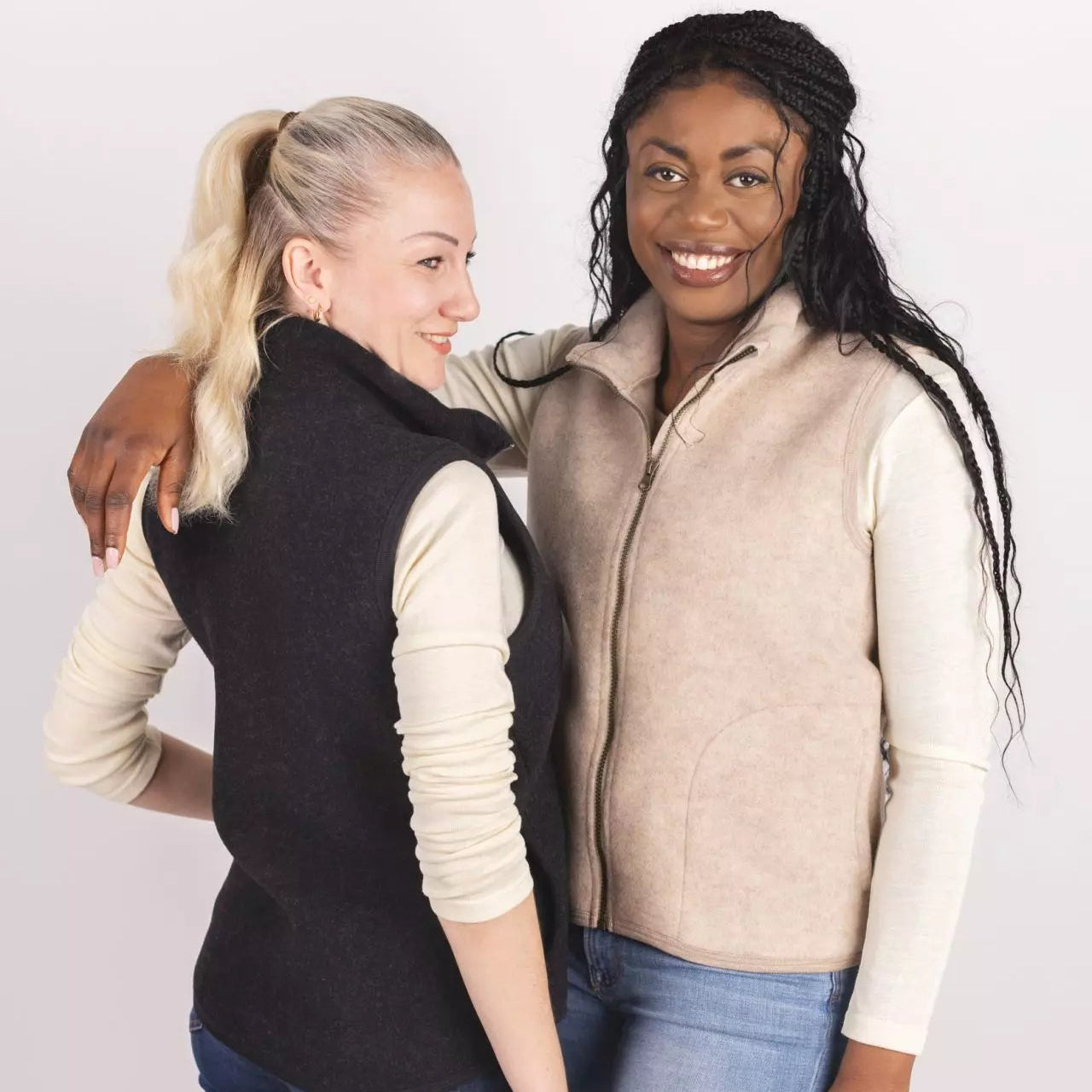 Engel Women's Fleece Relaxed Fit Vest: PRE-ORDERN ONLY