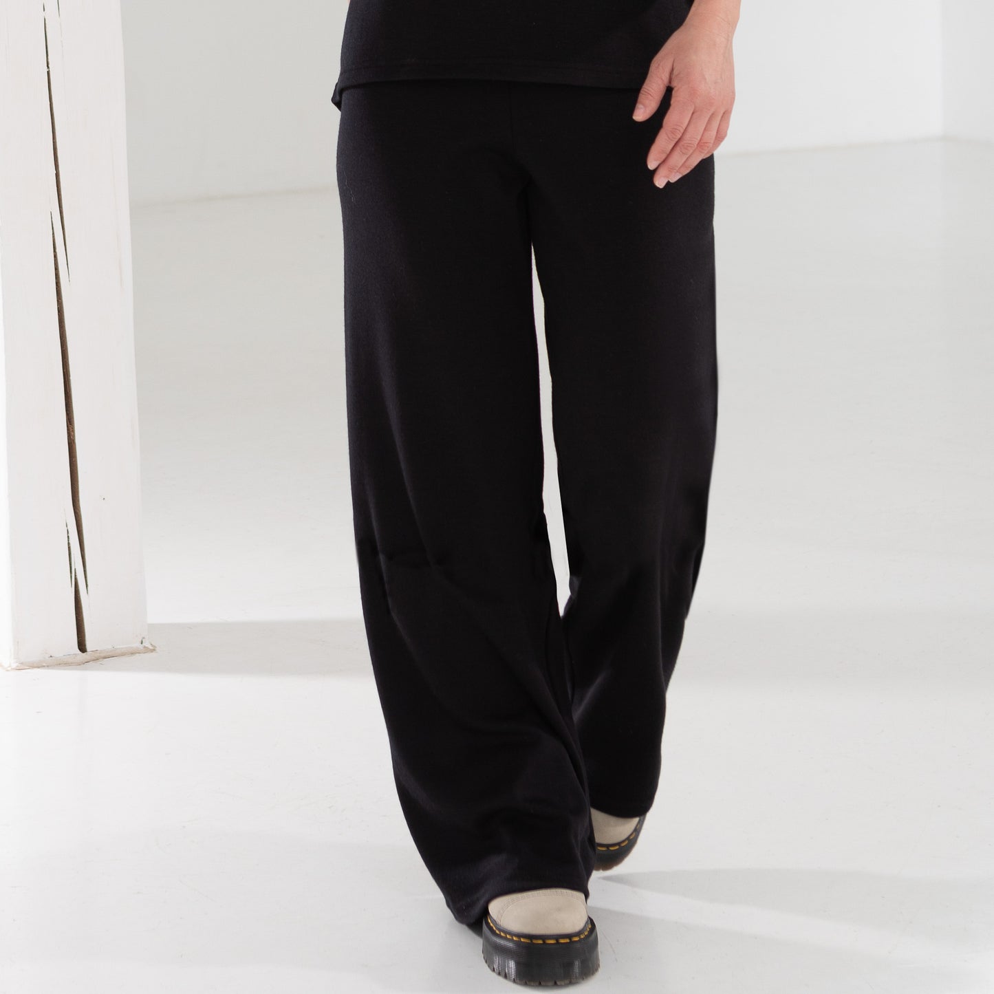Engel Women Lounge Pants, Merino Wool/Silk Interlock - PRE-ORDER ONLY