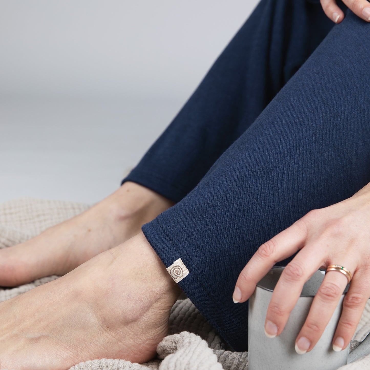 Engel Women Lounge Pants, Merino Wool/Silk Interlock - PRE-ORDER ONLY