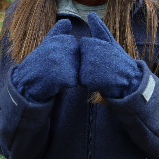 Pickapooh Child Mitt, Merino Boiled Wool with wool/silk lining