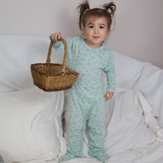 Silk Pajamas for Children: Gentle Care and Comfort