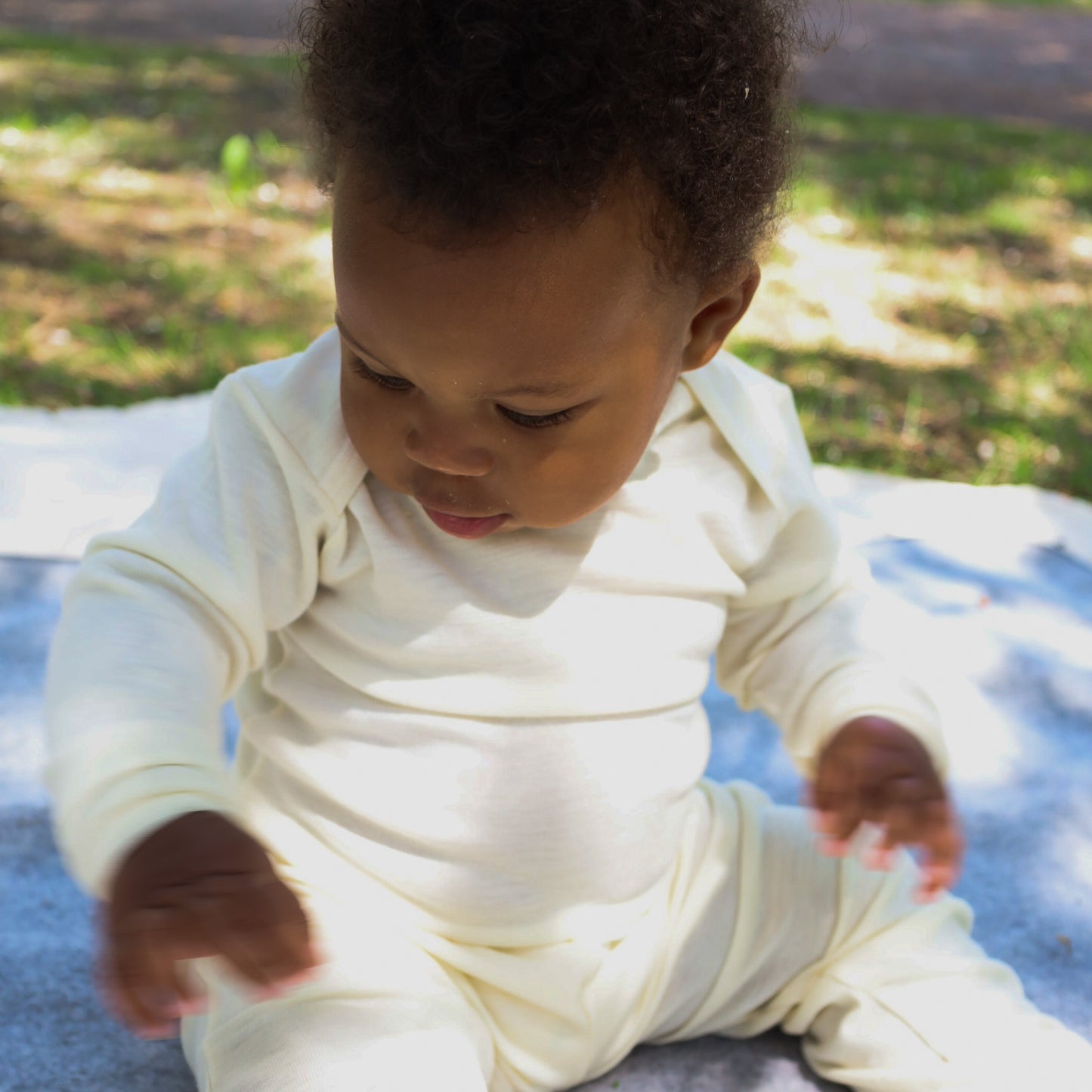 Hocosa Grenouillère à manches longues pour bébé/jeune enfant, laine/soie, naturel