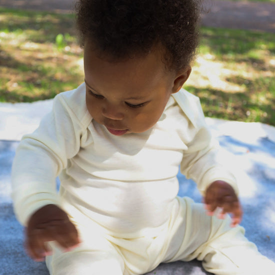Hocosa Grenouillère à manches longues pour bébé/jeune enfant, laine/soie, naturel