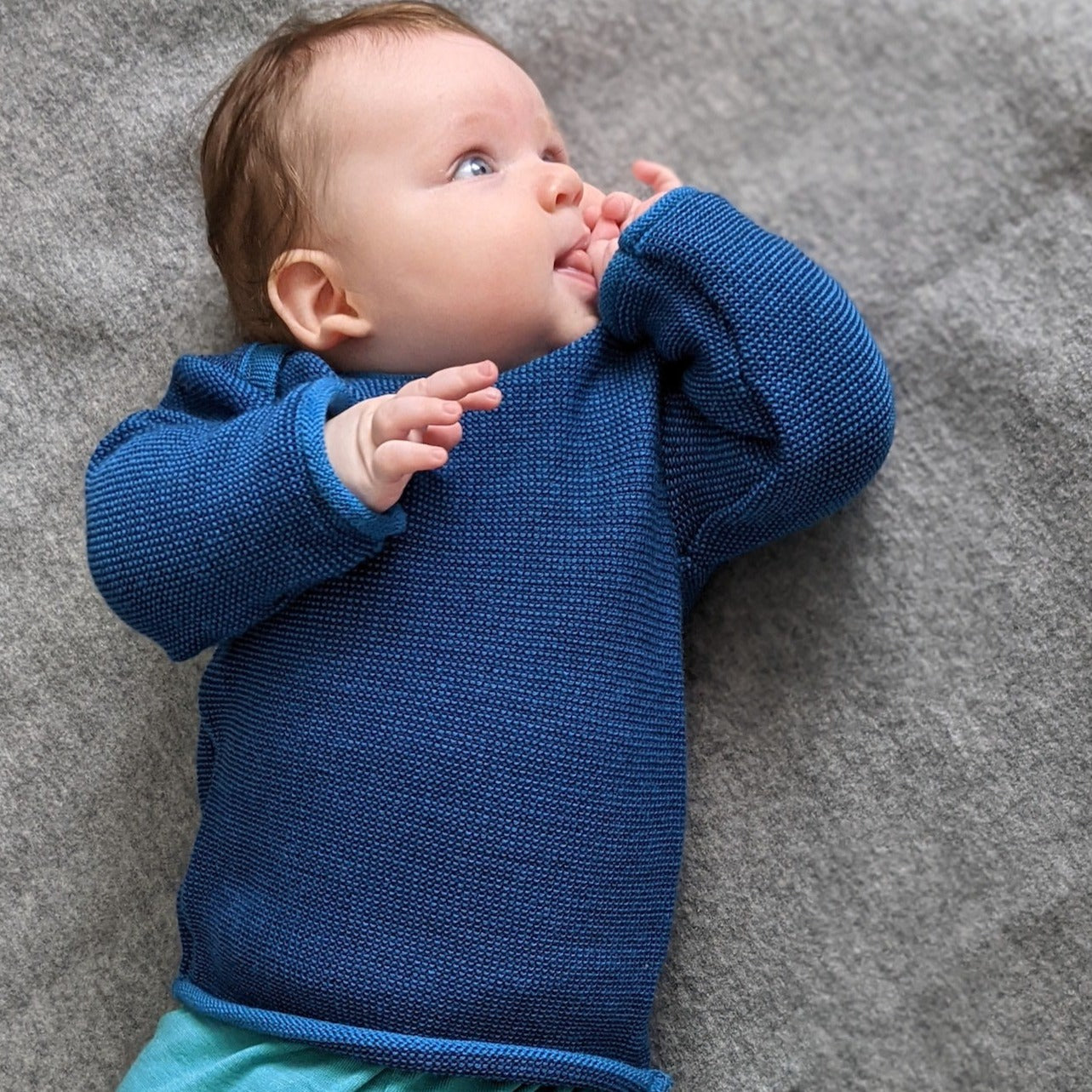 Charger l&amp;#39;image dans la galerie, Disana Baby/Toddler Melange Chandail avec bouton, Laine tricotée - 15 % de rabais
